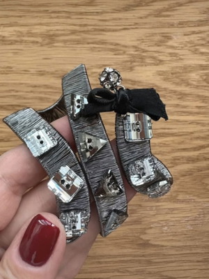 Handmade bracelet with black and silver elements, new