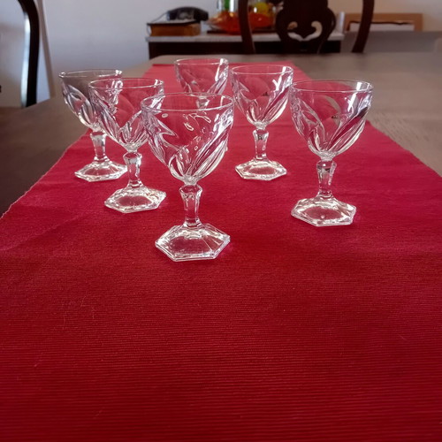 Liqueur Glasses set of six vintage, like new, embossed design