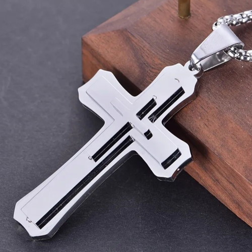 Stylish cross pendant with chain, stainless steel