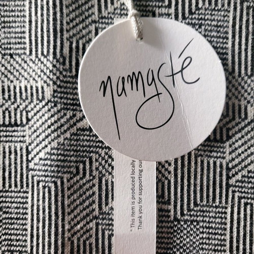 Namaste midi dress new, size M