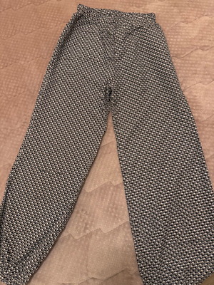 Sunsetgo Steeze Pants black and white, like new, one size