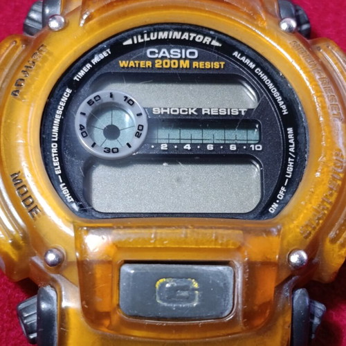 Casio G-Shock DW-9000 vintage ρολόι μεταχειρισμένο με ημιδιαφανές πορτοκαλί περίβλημα