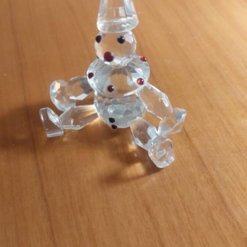 Crystal decorative clown like new with red stones