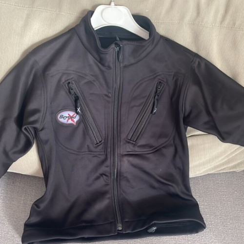 Beyond kids thermal jacket unisex like new
