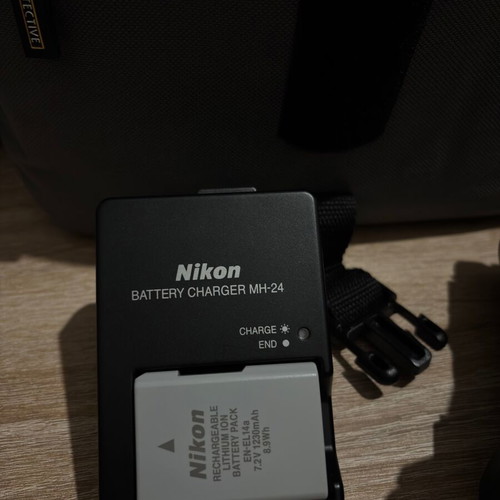 Nikon D3400 Kit like new with 18-55mm and 55-200mm lenses
