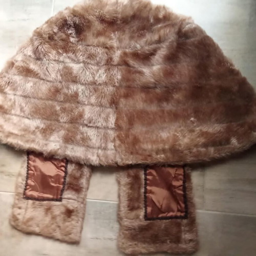 Etol fur coat size M new, brown with satin lining
