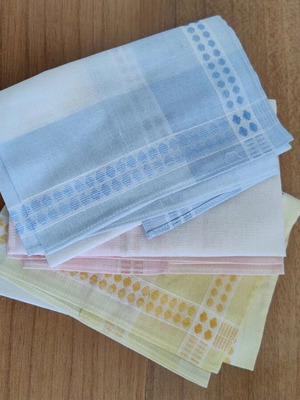 Table Napkins set of 3 like new