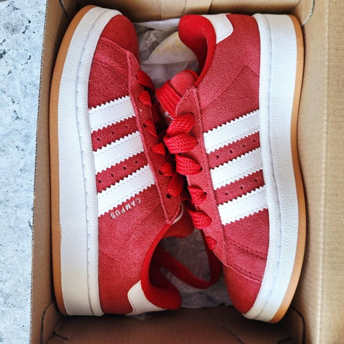 Adidas kids Campus 00s red sneakers new, size 31