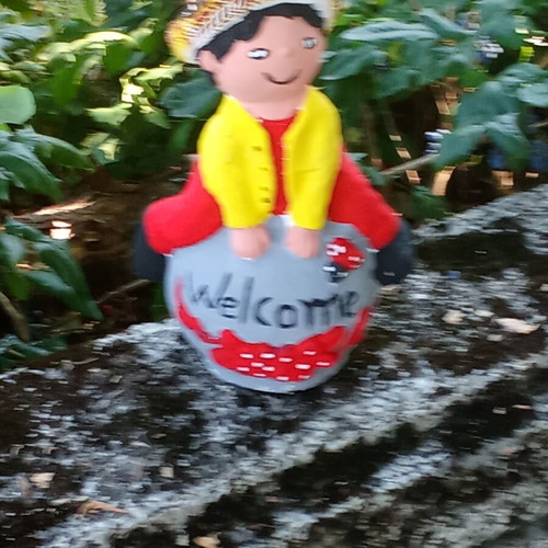 Figurines new, weather resistant