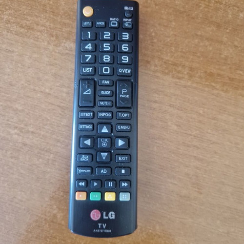 LG LCD 32" 1080P 32LK450 used TV with remote