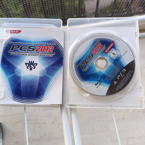 PES 2012 Pro Evolution Soccer PS3 like new, complete with case