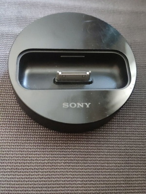 Sony TDM-iP30 Digital Media Port docking station for iPod iPhone