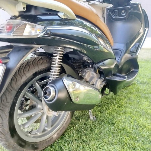 Piaggio Beverly 250 scooter used, 2008 model, automatic, black