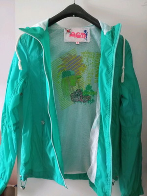 Light jacket Aggressive size S like new