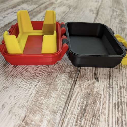 UNO card storage box 3D printed new, compact with secure closure