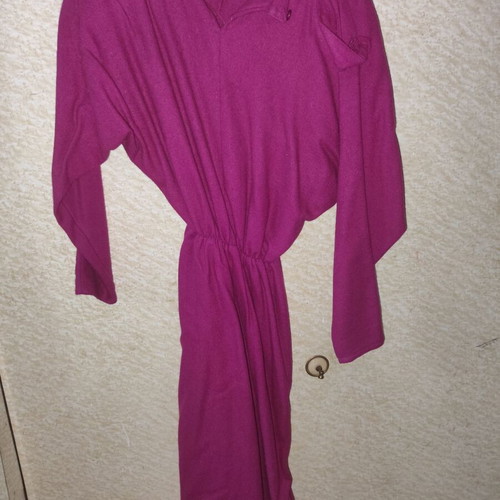 Vintage fuchsia dress used with elastic waist, retro 80s style