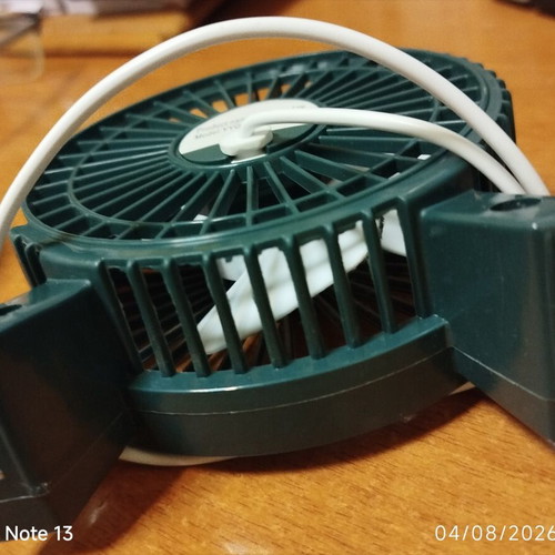 Small USB table fan like new, for computer and power outlet