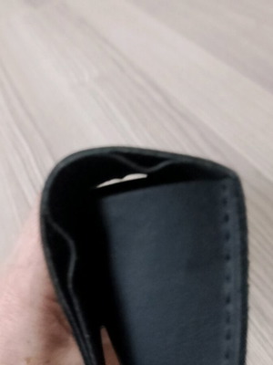Θήκη γυαλιών Levi's καινούργια, μαύρη δερματίνη με βελούδινο πανάκι