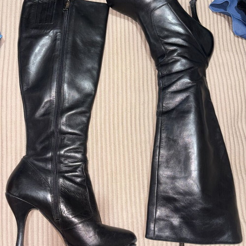Via Spiga leather boots size 36 used, black with thin heel