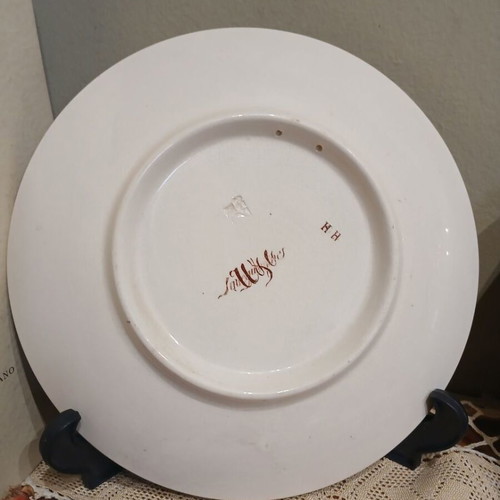 Set of 2 used Sarreguemines decorative plates with portraits of Nicholas II and Alexandra