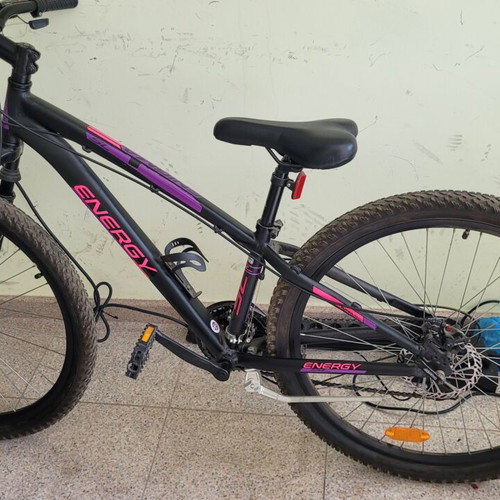 Energy Enigma SL 27.5" mountain bike with disc brakes, like new
