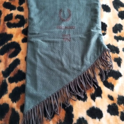 Fred Perry head scarf used