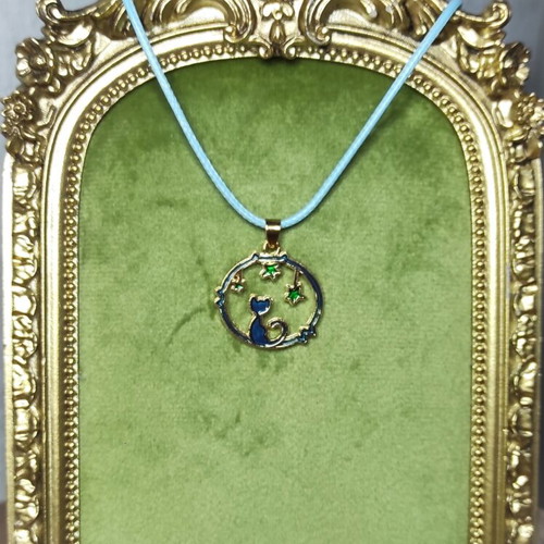 Necklace with Cat and Stars with Lobster Clasp new