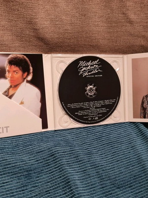 Michael Jackson Thriller CD special edition σαν καινούργιο