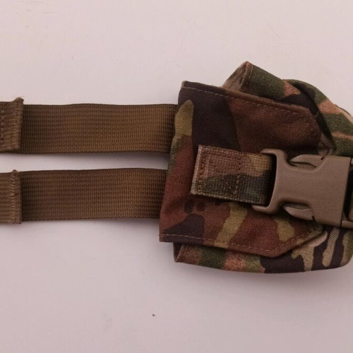 T3 tactical grenade pouch like new, set of 4 multicam pouches
