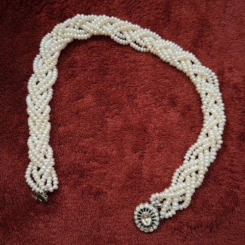 Yashica Pearls chocker with fresh water pearl pendant, new