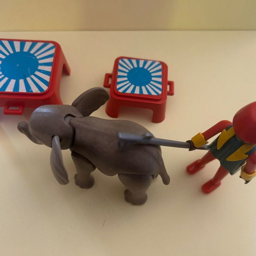 Playmobil Circus set 3519 with figure and elephant