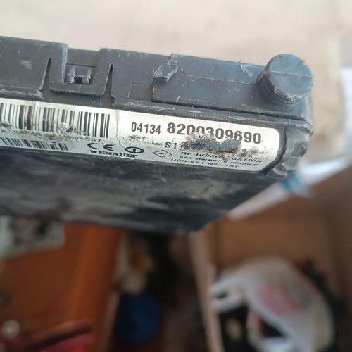 Fuse box for Renault Megane '02-'05 like new