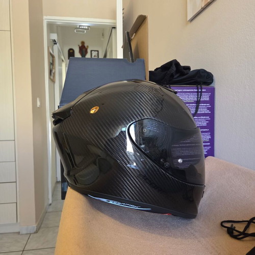 Scorpion EXO 1400 EVO II Carbon helmet like new with 2 visors