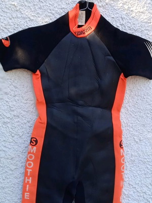 Skiwarm waterski suit used, size M for junior