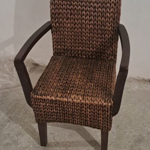 Ethnic dining set like new with large table and six chairs