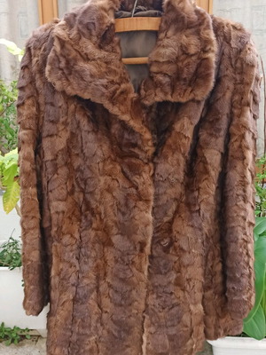 Natural fur KP International Furs vintage like new
