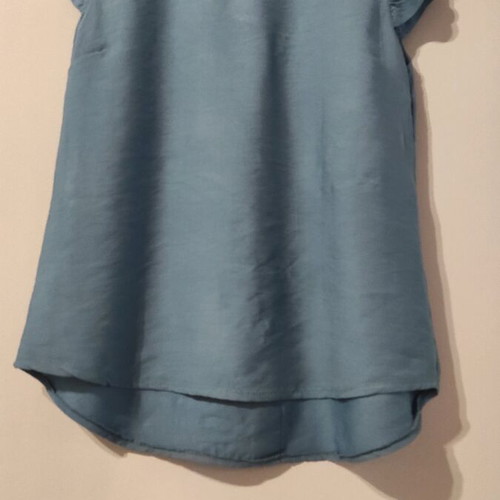 Top in beautiful blue, like new, size M