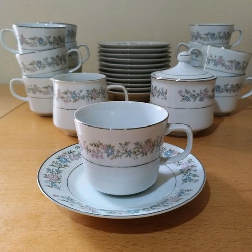 Acsons Diamond China Francine Vintage Serving Set 93 Pieces like new