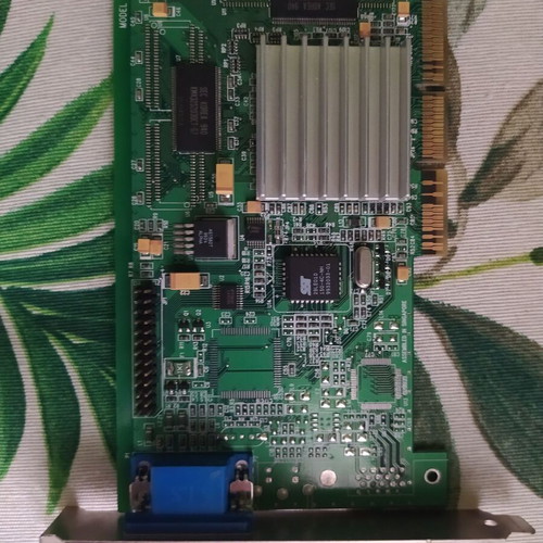 Creative Labs CT6930 NVIDIA RIVA TNT2 M64 AGP Retro graphics card like new