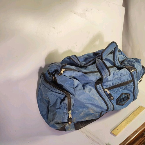 Enrico Benetti suitcase used, medium size, blue