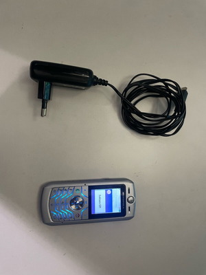 Motorola SLVR L6 μεταχειρισμένο με φορτιστή και μπαταρία