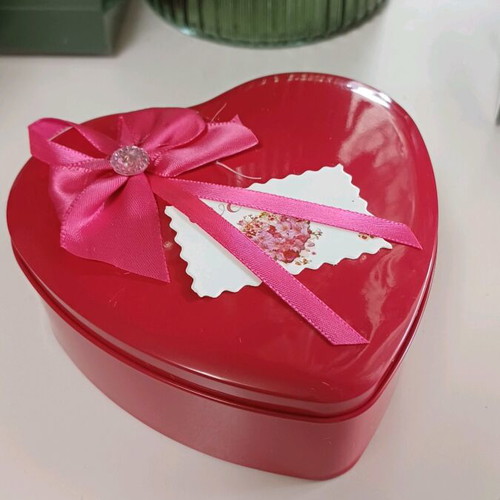 Gift set with teddy bear and roses new for Valentine's day