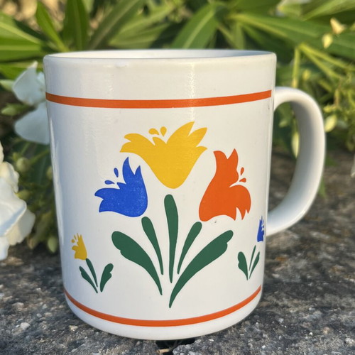 Ceramic cup from England used, very good condition