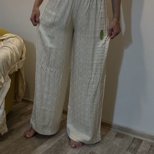 Peacock Pants new, size S, gold color