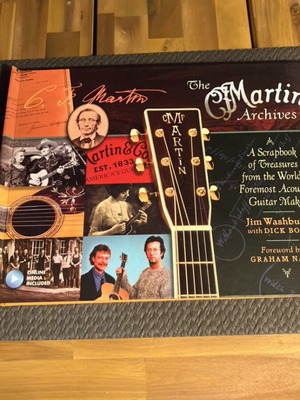 Βιβλίο The Martin Archives σαν καινούργιο