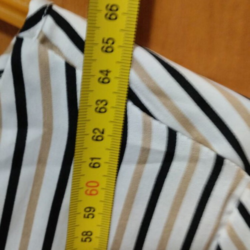 Stradivarius striped blouse M used with V neckline