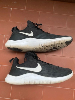 Nike women's training athletic shoes like new, size 41, black