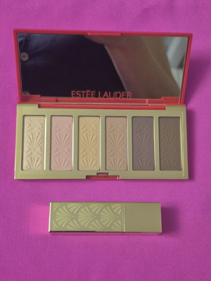Σετ Estée Lauder Limited Edition με παλέτα Trick Of The Eyes και κραγιόν Red Velvet καινούργιο
