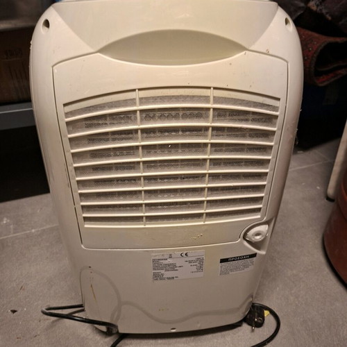 Philco i Dry 16 lt dehumidifier lightly used
