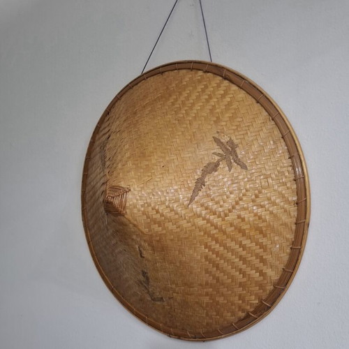 Traditional Asian Conical Hat made of Bamboo and Straw like new, 40cm
